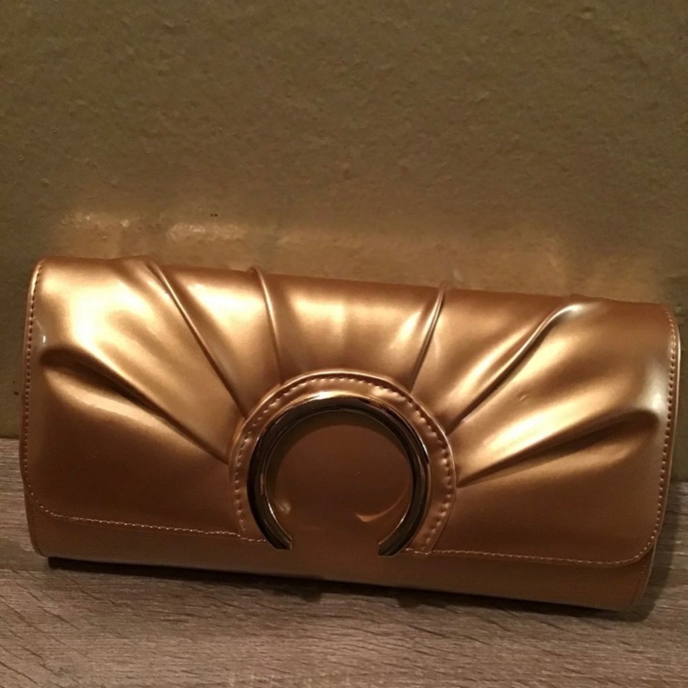 Vintage clutch
